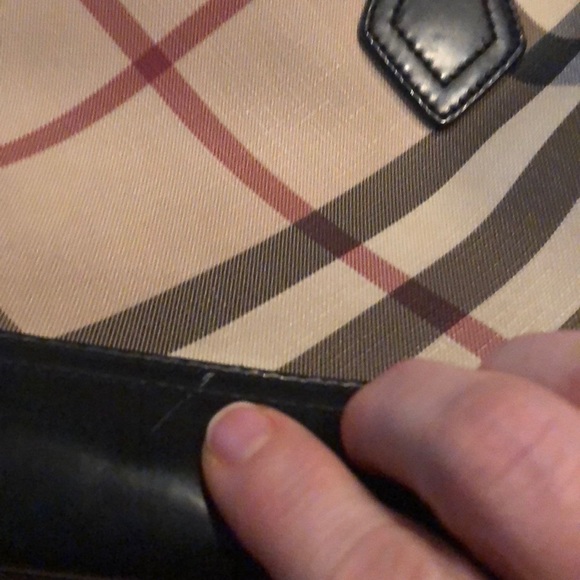 Burberry Bag - Picture 4 of 7